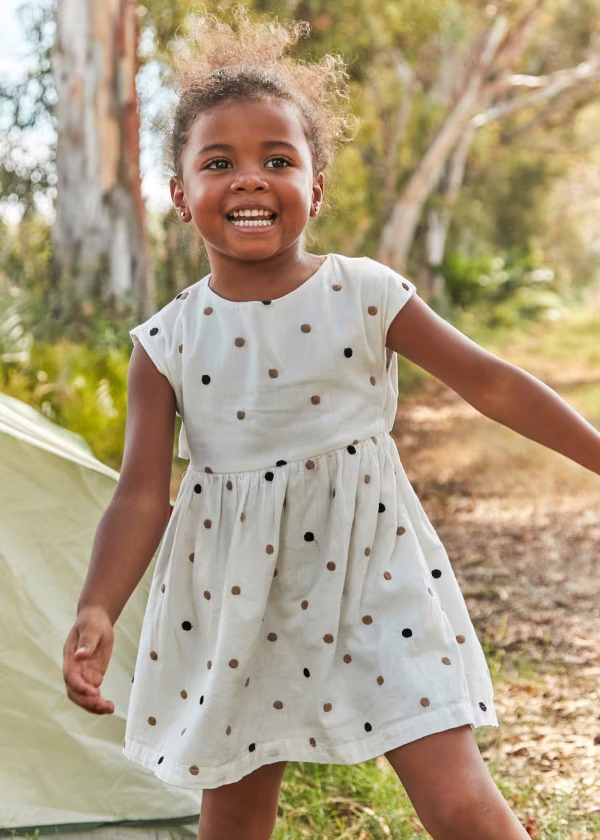 Vestido plissado Menina